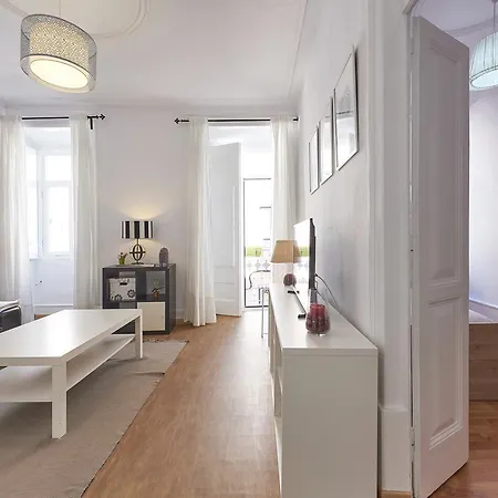 Apartamento T3 In Casa Da Mariquinhas Lisboa